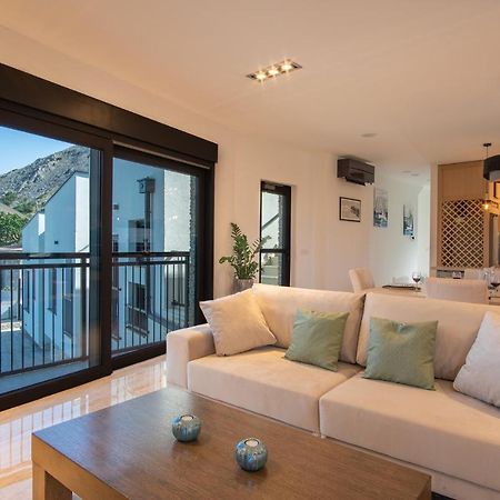 Perla Nera Heated Pool & Sauna Stan Trigraci Exterior foto